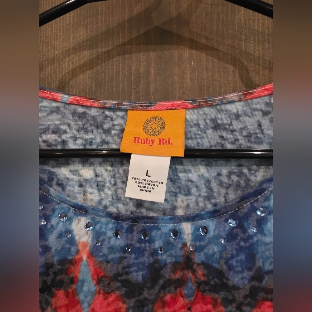 Ruby Rd. Knit Embellished Blue and Red Tie Die Tunic Size Large - Picture 4 of 4
